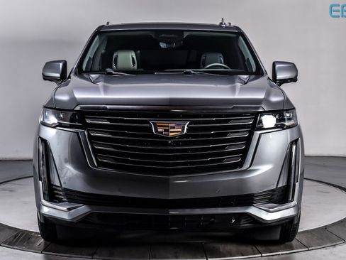 Used 2021 Cadillac Escalade ESV Premium Luxury Platinum image 3