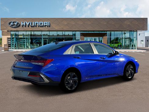 New 2026 Hyundai Elantra SEL Sport Premium FWD image 8