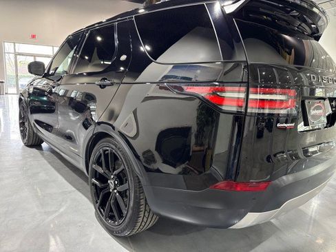 Used 2018 Land Rover Discovery HSE image 33