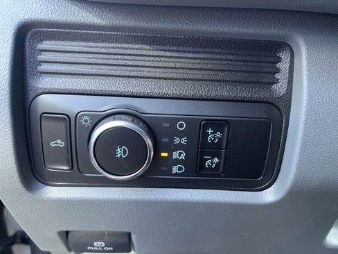 New 2025 Ford F550 4x4 Regular Cab Super Duty image 11
