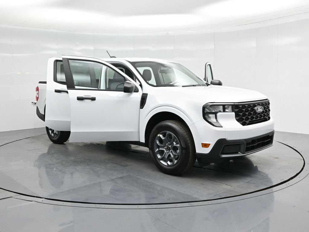 Used 2025 Ford Maverick XLT FWD image 32