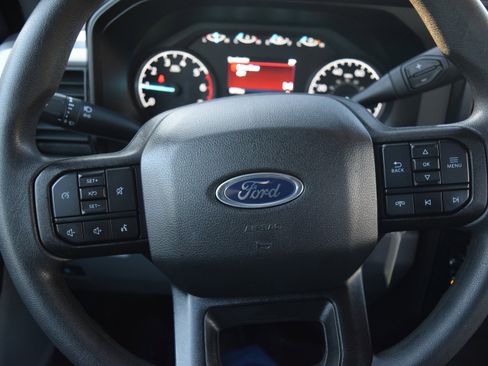 Used 2024 Ford F250 XL w/ Snow Plow Prep Package image 7