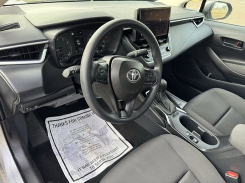 Used 2024 Toyota Corolla LE image 13