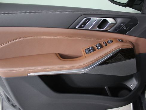 New 2026 BMW X5 xDrive50e w/ Climate Comfort Package image 12