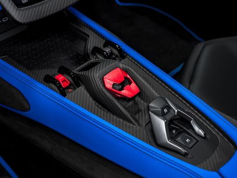 Used 2025 Lamborghini Revuelto AWD/4WD image 26