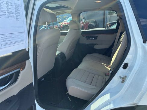 Used 2019 Honda CR-V EX image 3