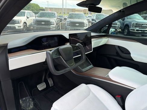 Used 2022 Tesla Model X AWD/4WD image 12