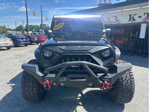 Used 2009 Jeep Wrangler Unlimited X RWD image 15
