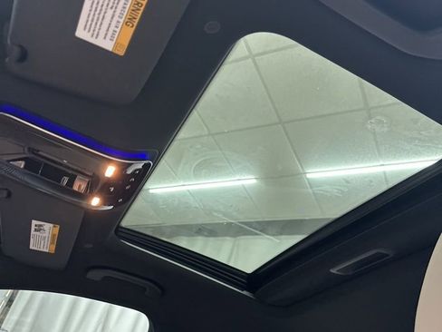 Used 2025 Mercedes-Benz C 300 Sedan image 19