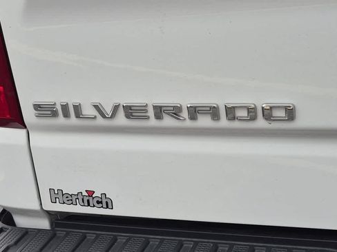 Used 2023 Chevrolet Silverado 1500 LT AWD/4WD image 21