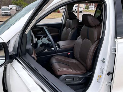 Used 2023 Honda Pilot Elite image 8