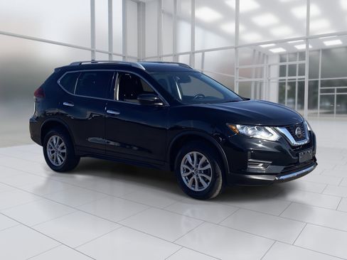 Used 2019 Nissan Rogue S w/ Special Edition Package image 8