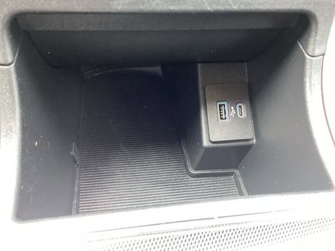 Used 2021 Ford Edge SEL FWD image 58