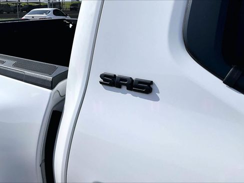 Used 2025 Toyota Tacoma SR5 RWD image 29