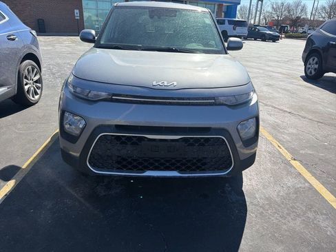 Used 2022 Kia Soul LX w/ Technology Package image 5