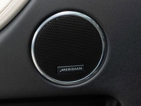 Used 2023 Land Rover Discovery Sport S R-Dynamic image 18