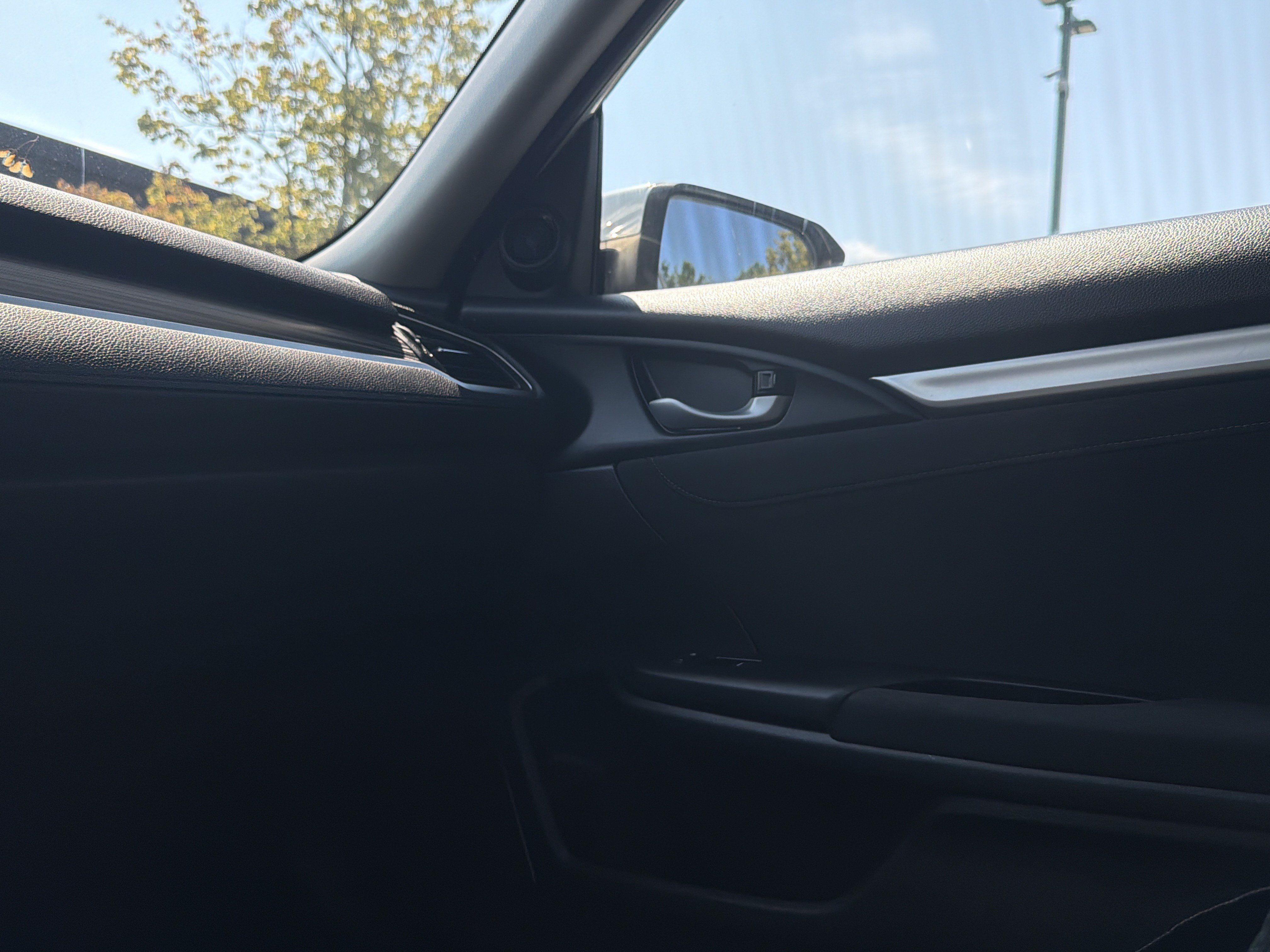 Used 2019 Honda Civic EX image 23