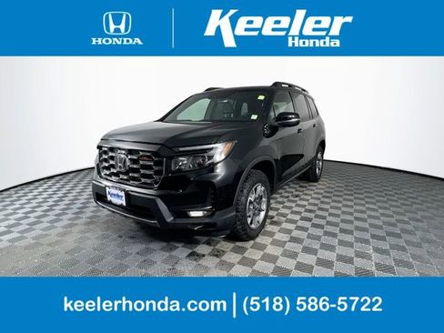 Certified 2023 Honda Passport TrailSport image 1