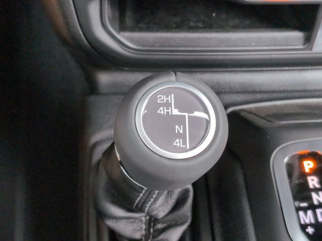 New 2027 Jeep Wrangler Unlimited Sahara AWD/4WD image 31
