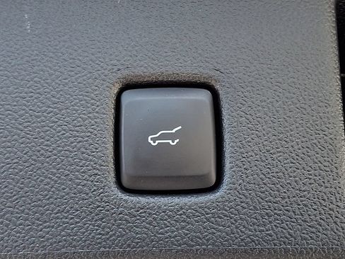 Used 2022 Ford Escape SEL AWD/4WD image 29