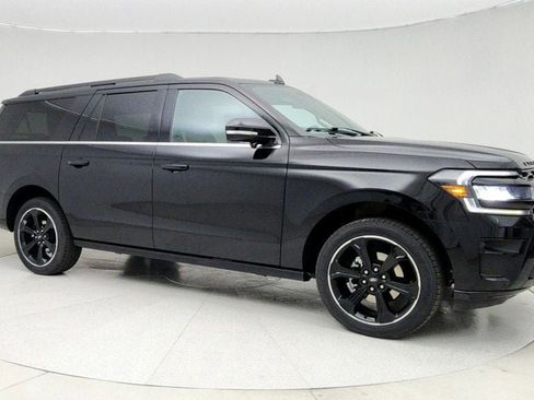 Used 2022 Ford Expedition Max Limited image 3