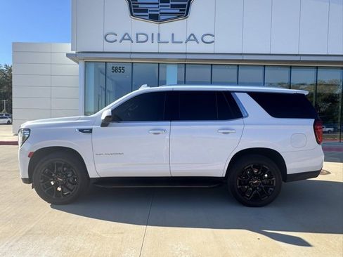 Used 2022 GMC Yukon SLE w/ Gmc Pro Safety Plus Package image 2