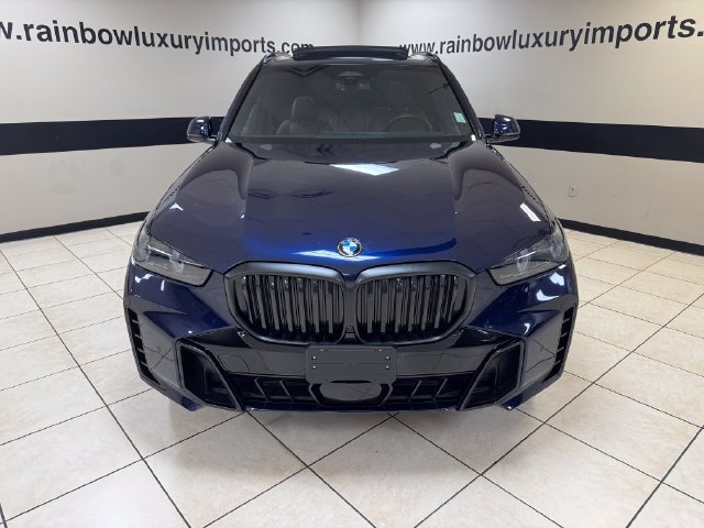 Used 2026 BMW X5 xDrive40i w/ M Sport Package AWD/4WD image 2