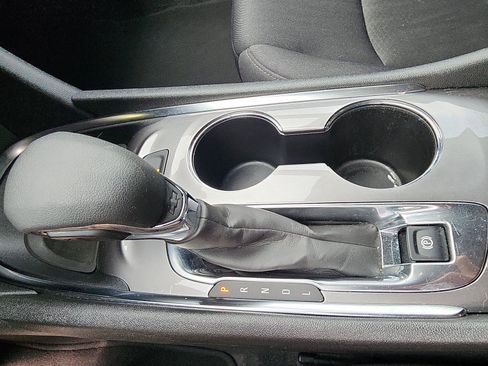 Used 2024 Chevrolet Malibu LT FWD image 16