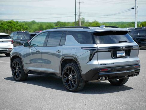 Used 2026 Chevrolet Traverse RS AWD/4WD image 7