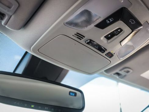 Used 2018 Toyota Sienna XLE w/ XLE Navigation Package AWD/4WD image 48
