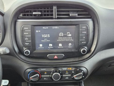 Used 2020 Kia Soul GT-Line FWD image 16