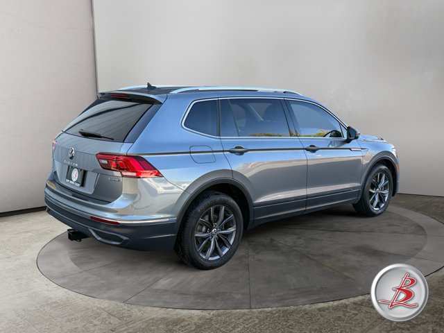 Used 2022 Volkswagen Tiguan SE AWD/4WD image 7