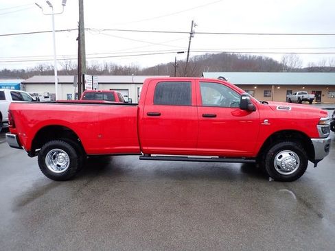 New 2026 RAM 3500 Tradesman image 9