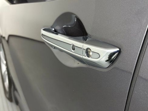 Used 2018 Honda Odyssey EX-L image 11