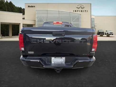 Used 2024 Chevrolet Colorado ZR2 w/ Technology Package image 25