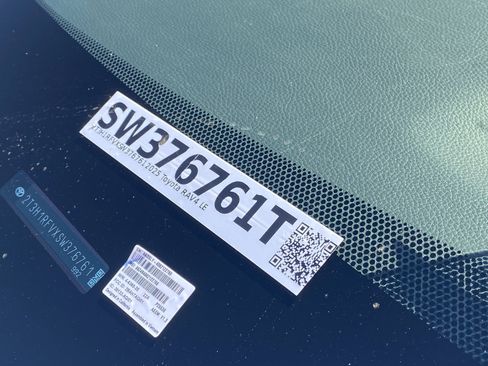 Used 2025 Toyota RAV4 LE FWD image 31