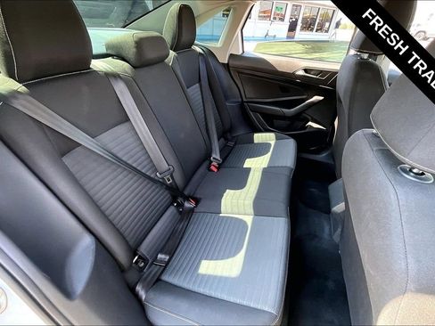 Used 2022 Volkswagen Jetta S FWD image 22