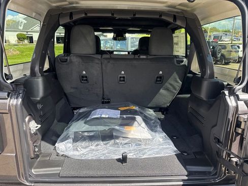 New 2026 Jeep Wrangler Unlimited Sport AWD/4WD image 23
