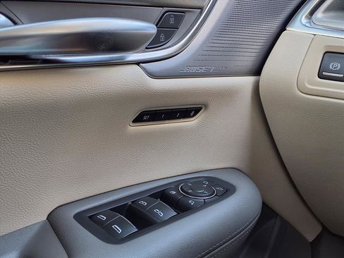 Used 2023 Cadillac XT5 Premium Luxury w/ Technology Package image 18