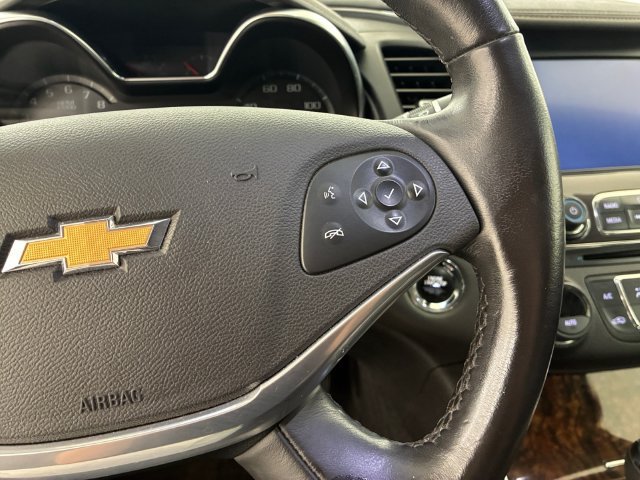 Used 2014 Chevrolet Impala LTZ FWD image 24
