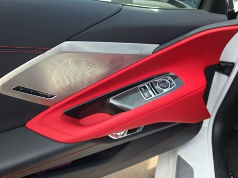 Used 2025 Chevrolet Corvette Stingray Preferred Cpe RWD image 7