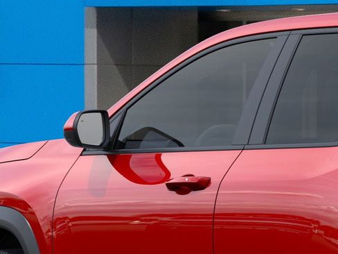 New 2026 Chevrolet Equinox LT w/ Convenience Package II image 12