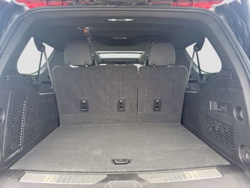 Used 2025 Chevrolet Suburban High Country w/ Sun And Tow Package AWD/4WD image 25