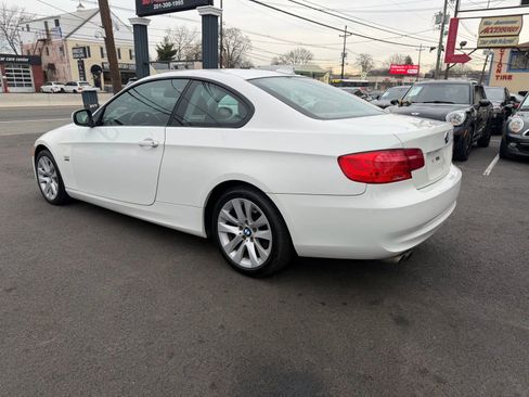 Used 2013 BMW 328i xDrive Coupe image 4