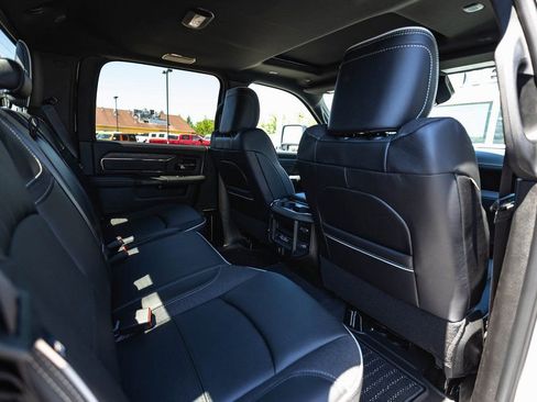 New 2025 RAM 2500 Limited image 28