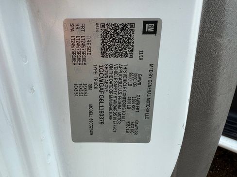 Used 2020 Chevrolet Express 2500 w/ Driver Convenience Package image 49