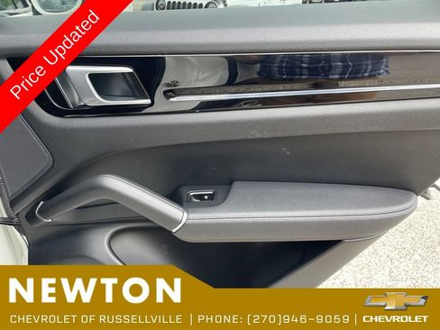 Used 2019 Porsche Cayenne AWD/4WD image 29