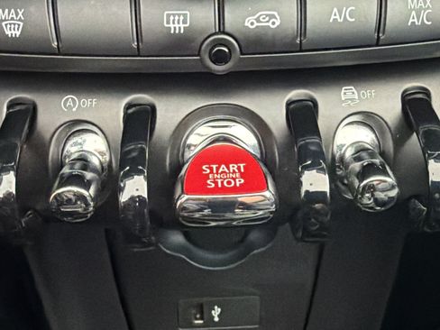 Used 2024 MINI Cooper S FWD image 17