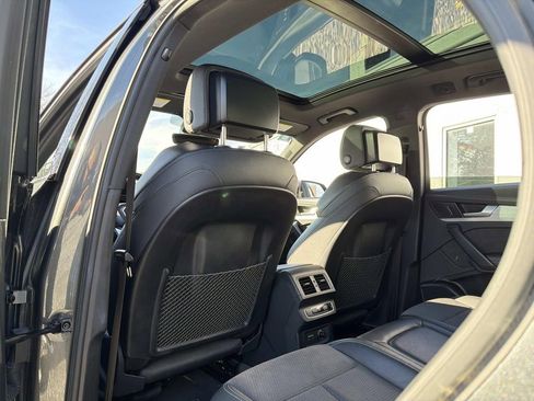 Used 2021 Audi SQ5 Premium Plus w/ Premium Plus Package image 26