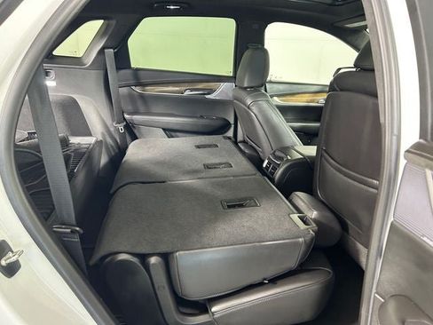 Used 2021 Cadillac XT5 Premium Luxury w/ Platinum Package AWD/4WD image 26